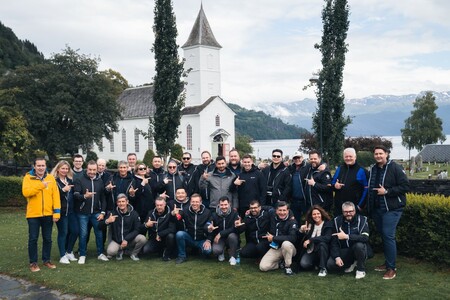 DWA POLSKIE SALONY LEXUSA Z NAGRODĄ KIWAMI DLA NAJLEPSZYCH DEALERÓW MARKI W EUROPIE