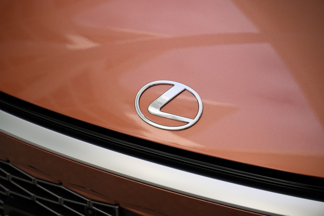 LEXUS Z OFERTĄ DLA FIRM. SPECJALNY LEASING I DORADCA FLOTOWY W KAŻDYM SALONIE