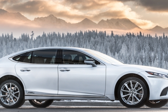 Lexus LS 500h 2018