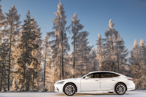 Lexus LS 500h 2018