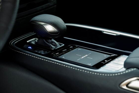 Lexus LS 500h 2018