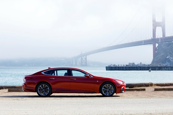 Lexus LS 500h 2018