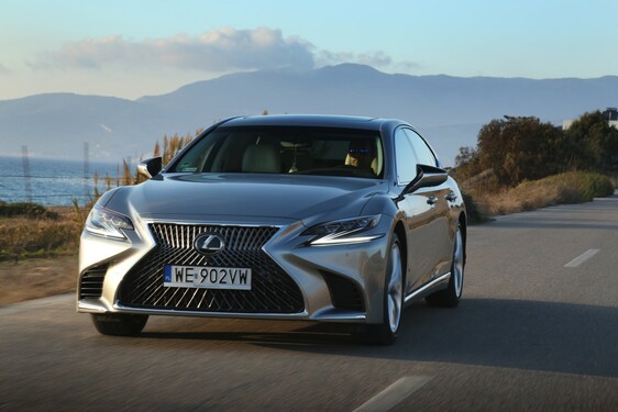 Lexus LS 500h 2018