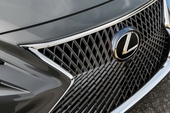 Lexus LS 500h 2018
