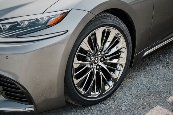 Lexus LS 500h 2018