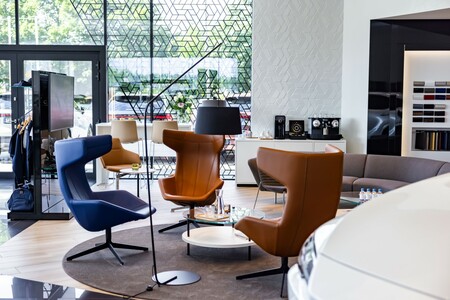 LEXUS DOCENIONY ZA WYSOKI POZIOM OBSŁUGI W SALONACH