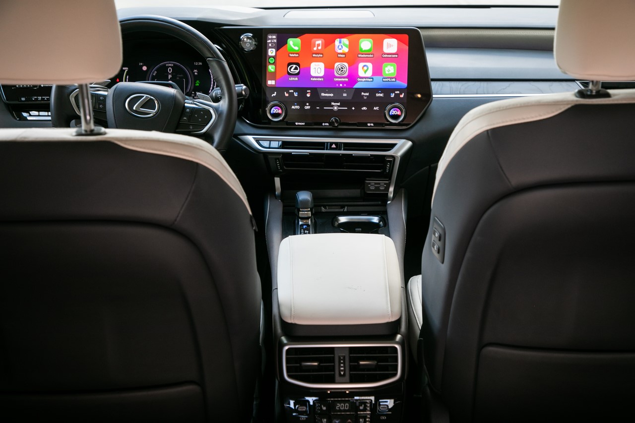 LEXUS SAMOCHODEM PREMIUM NA LATA. RENOMA POTWIERDZONA PRZEZ WŁAŚCICIELI AUT