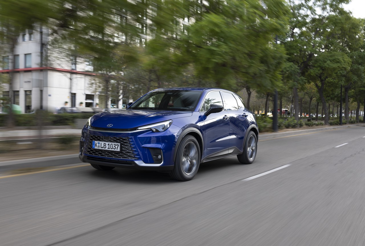 REKORDOWY ROK LEXUSA W EUROPIE. PONAD 88 TYS. SPRZEDANYCH AUT I 20 PROCENT WZROSTU