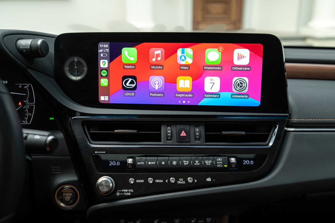 LEXUS ES FINAL EDITION W CENIE AUTA Z NIŻSZEGO SEGMENTU. WYJĄTKOWY NAJEM KINTO ONE Z RATĄ 1190 ZŁ NETTO