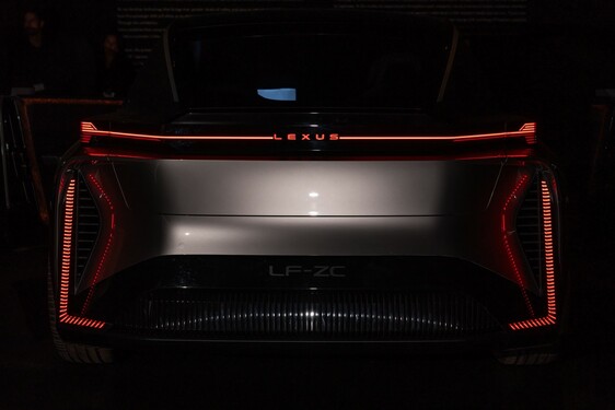 Instalacje Lexusa na Milan Design Week 