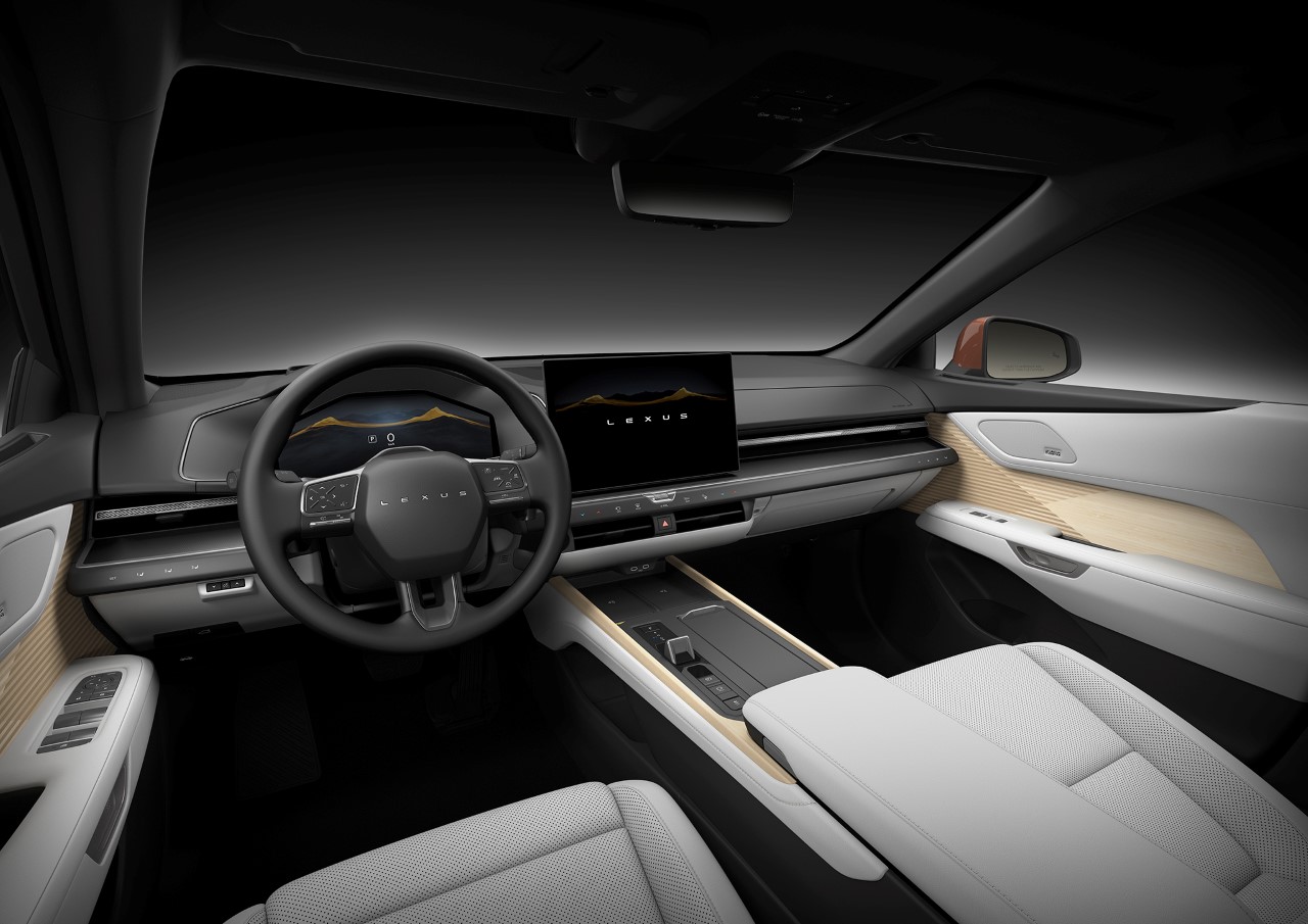 NOWY LEXUS ES. WYJĄTKOWY DESIGN SEDANA. ELEGANCJA I KOMFORT NA WYŻSZYM POZIOMIE 