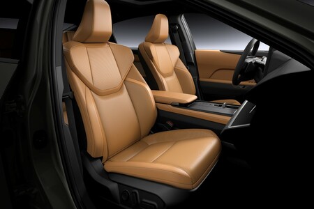 NOWY LEXUS ES. WYJĄTKOWY DESIGN SEDANA. ELEGANCJA I KOMFORT NA WYŻSZYM POZIOMIE 