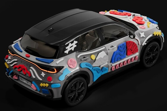 LEXUS ART CAR PO RAZ ÓSMY