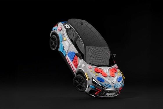 LEXUS ART CAR PO RAZ ÓSMY