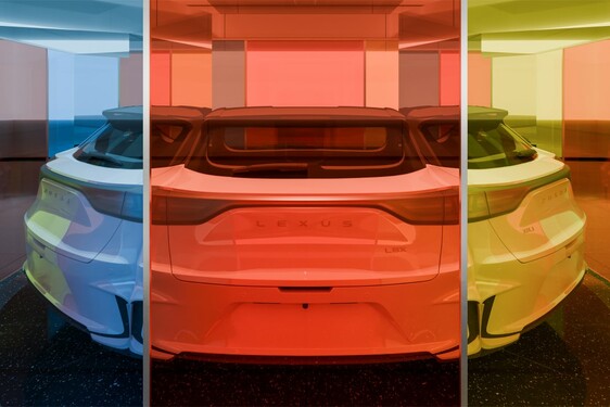 LEXUS ART CAR PO RAZ ÓSMY