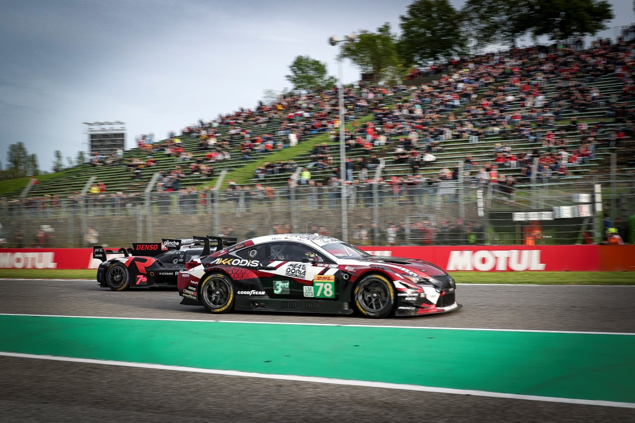 LEXUS RC F GT3 WRACA DO LE MANS. WYŚCIGOWE COUPE W 24-GODZINNYM KLASYKU