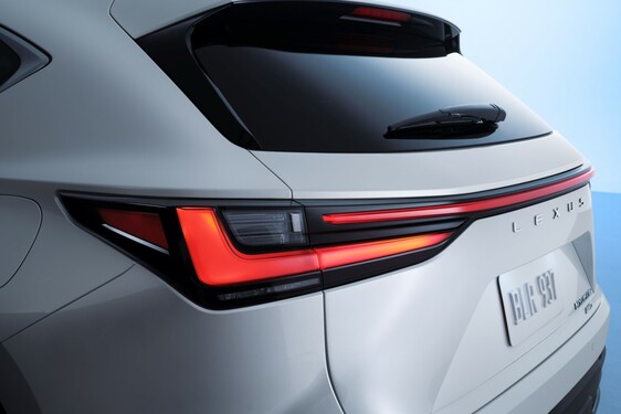 Lexus NX 2022