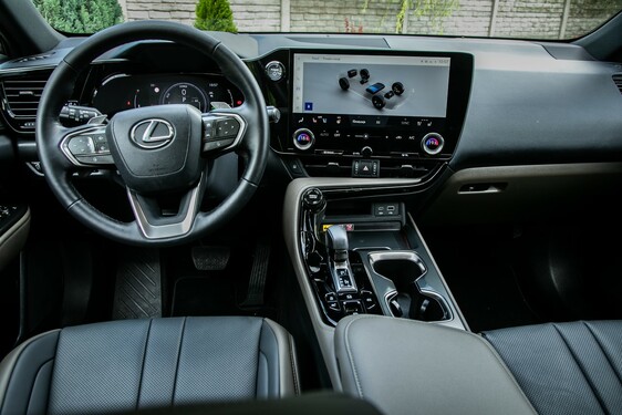 Lexus NX 2022