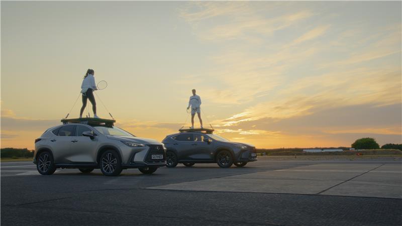 DWA TENISOWE REKORDY GUINNESSA USTANOWIONE NA DACHACH LEXUSÓW NX