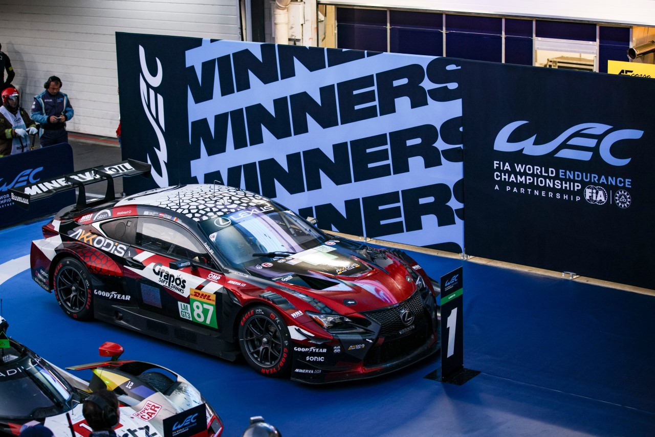 PIERWSZE ZWYCIĘSTWO LEXUSA W MISTRZOSTWACH ŚWIATA. RC F GT3 NAJSZYBSZY W SAO PAULO