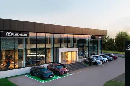 LEXUS OPOLE 24. SALONEM MARKI W POLSCE