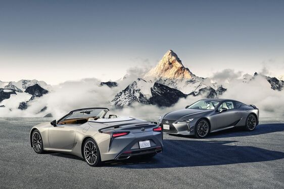 LEXUS LC 500 PINNACLE. KOLEKCJONERSKA WERSJA SPECJALNA DLA JAPONII