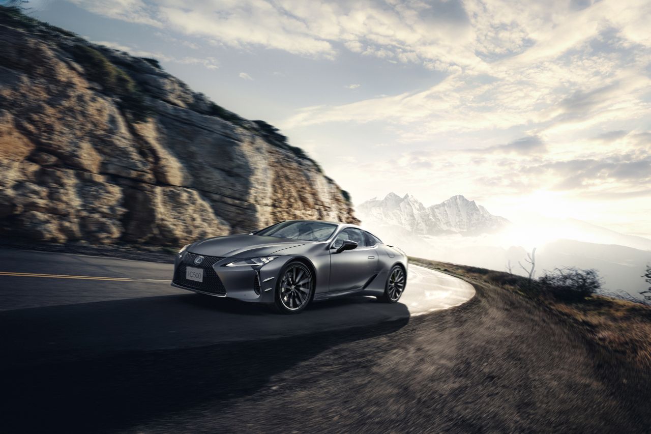 LEXUS LC 500 PINNACLE. KOLEKCJONERSKA WERSJA SPECJALNA DLA JAPONII