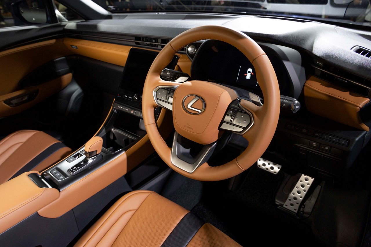 EKSTREMALNY LEXUS LBX MORIZO RR W LIMITOWANEJ WERSJI ORIGINAL EDITION. TYLKO 100 EGZEMPLARZY DLA JAPONII