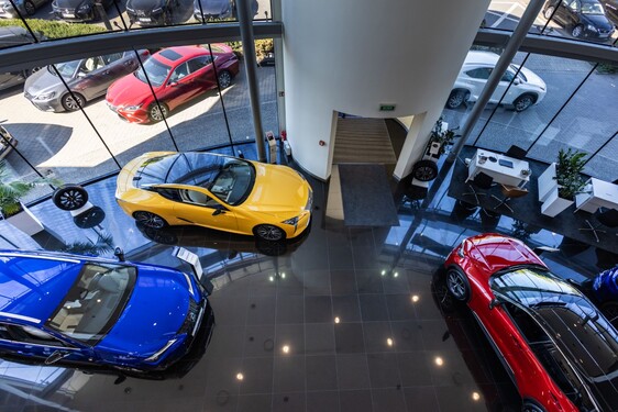 POLSKIE SALONY LEXUSA Z NAJLEPSZYMI WYNIKAMI SPRZEDAŻY W EUROPIE