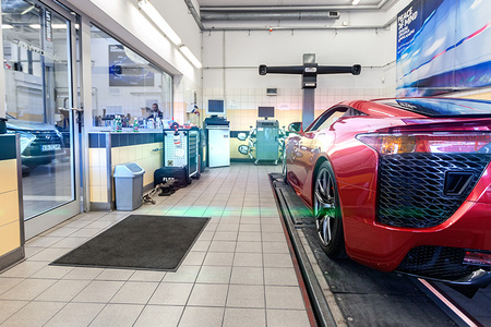 POLSKIE SALONY LEXUSA Z NAJLEPSZYMI WYNIKAMI SPRZEDAŻY W EUROPIE