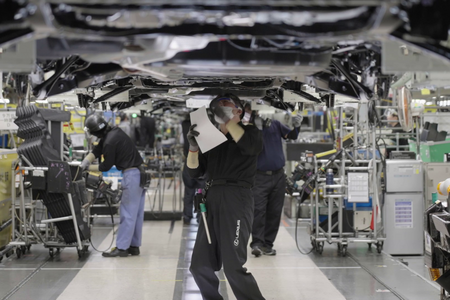 W JAPONII RUSZYŁA PRODUKCJA NOWEGO LEXUSA ES