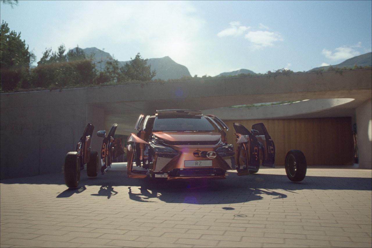 KAMPANIA REKLAMOWA NOWEGO LEXUSA RZ PREZENTUJE WYJĄTKOWE DETALE ELEKTRYCZNEGO SUV-A