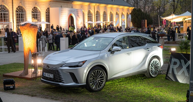 LEXUS PARTNEREM WERNISAŻU ORAZ WYSTAWY TOP CHARITY ART 2026