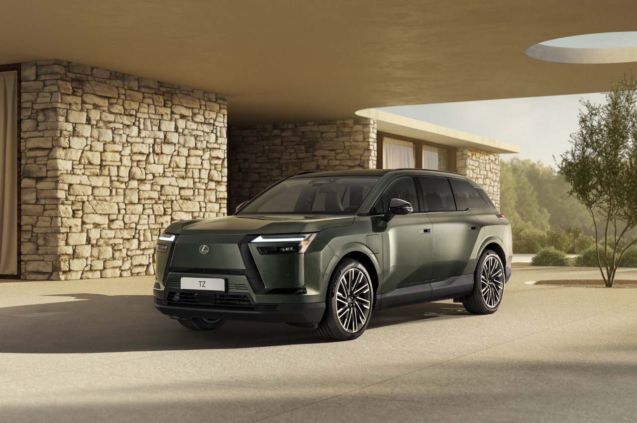 ŚWIATOWA PREMIERA NOWEGO LEXUSA TZ. ELEKTRYCZNY SUV Z SZEŚCIOMA MIEJSCAMI