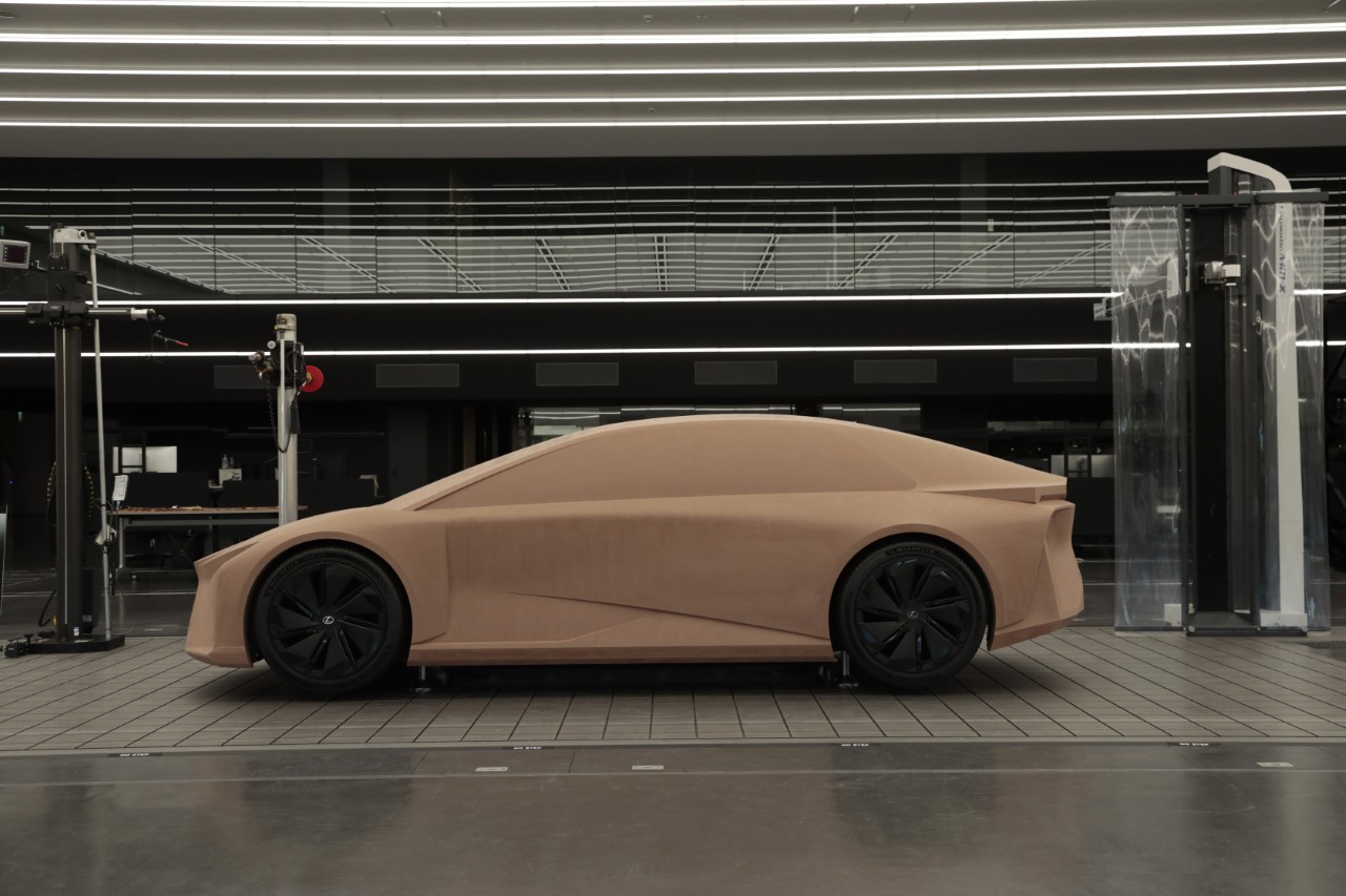 SHIMOYAMA – MIEJSCE, W KTÓRYM LEXUS ROZWIJA SAMOCHODY PRZYSZŁOŚCI
