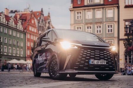 Zelektryfikowane Lexusy we flocie 26. Międzynarodowego Festiwalu Filmowego Nowe Horyzonty we Wrocławiu