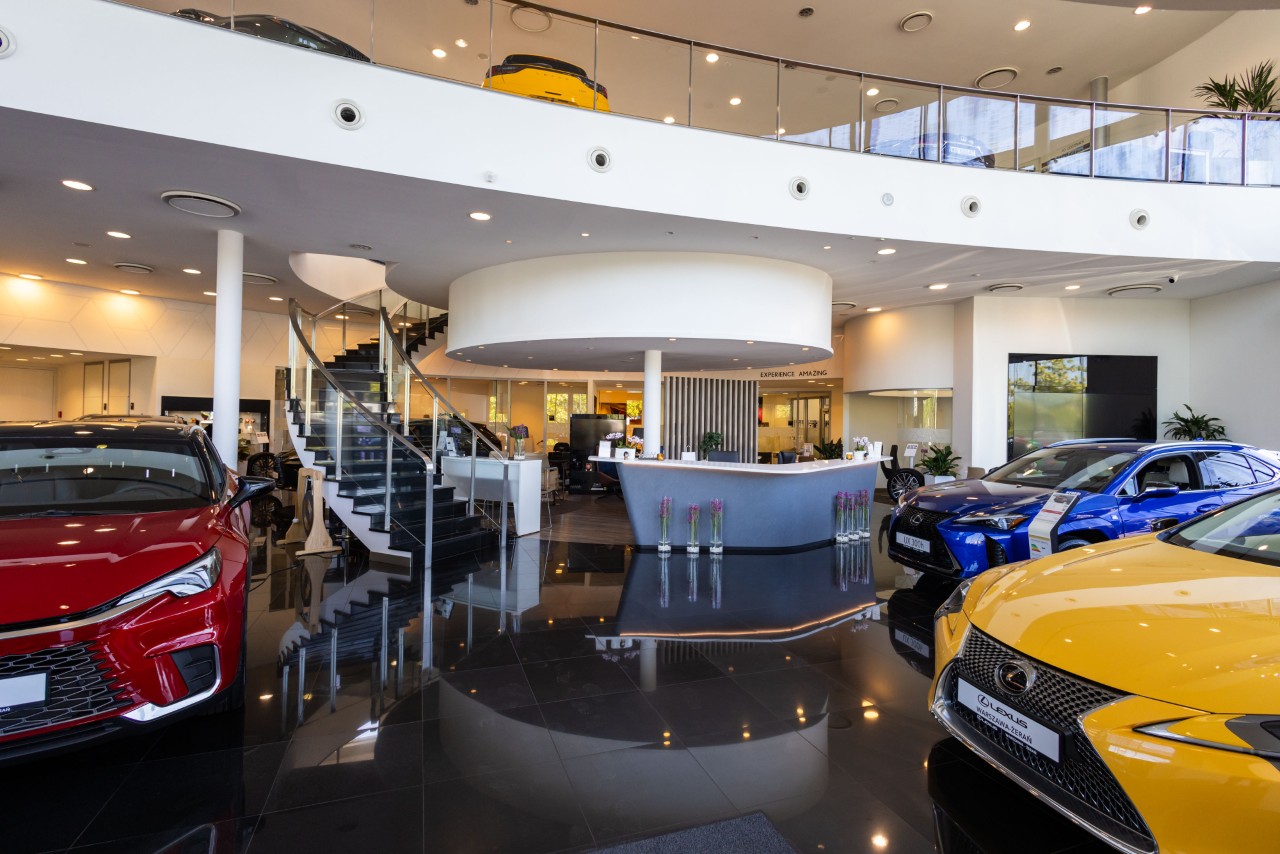Lexus zwyciężył w Wielkim Teście Salonów 2026 magazynu Auto Świat wśród marek premium