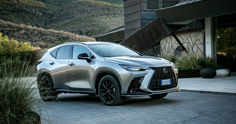 Lexus liderem lojalności klientów w segmencie SUV-ów premium