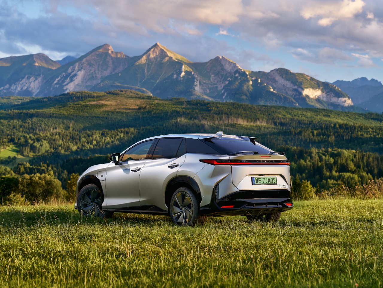 Lexus liderem lojalności klientów w segmencie SUV-ów premium