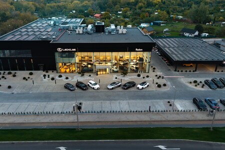 Salon Lexus Radom rozpoczął działalność. Marka wzmacnia obecność w największym województwie
