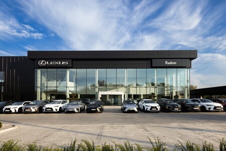 Salon Lexus Radom rozpoczął działalność. Marka wzmacnia obecność w największym województwie