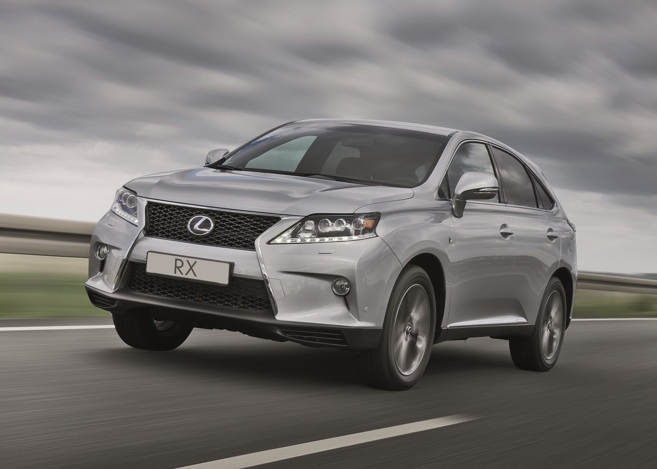 Lexus sprzedał na świecie ponad milion hybrydowych RX-ów