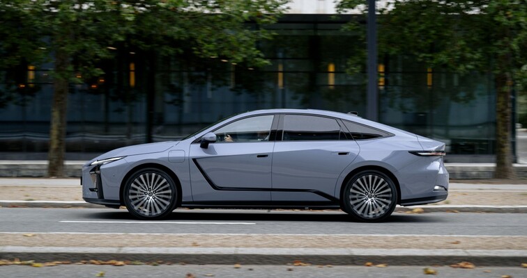Lexus dla biznesu to rozwiązania szyte na miarę. Niezawodność, prestiż oraz pełne wsparcie