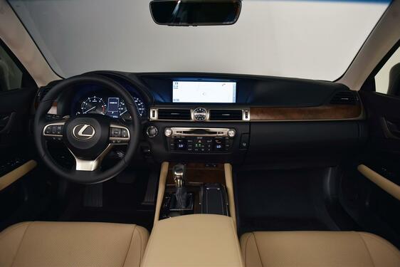 GS 200t