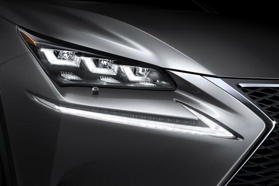 NX 200t 2015