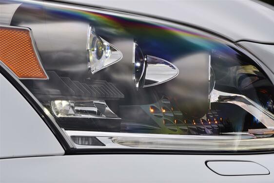 LS 600h 2012
