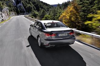 LS 600h 2012