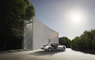 LS 600h 2012