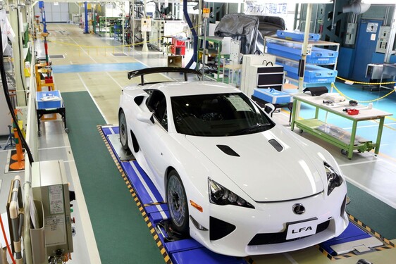 Nieznana historia Lexusa LFA