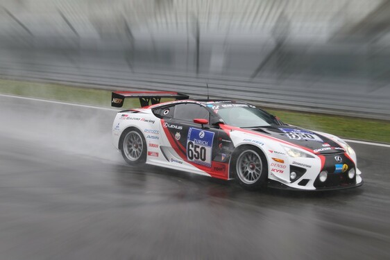 Nieznana historia Lexusa LFA
